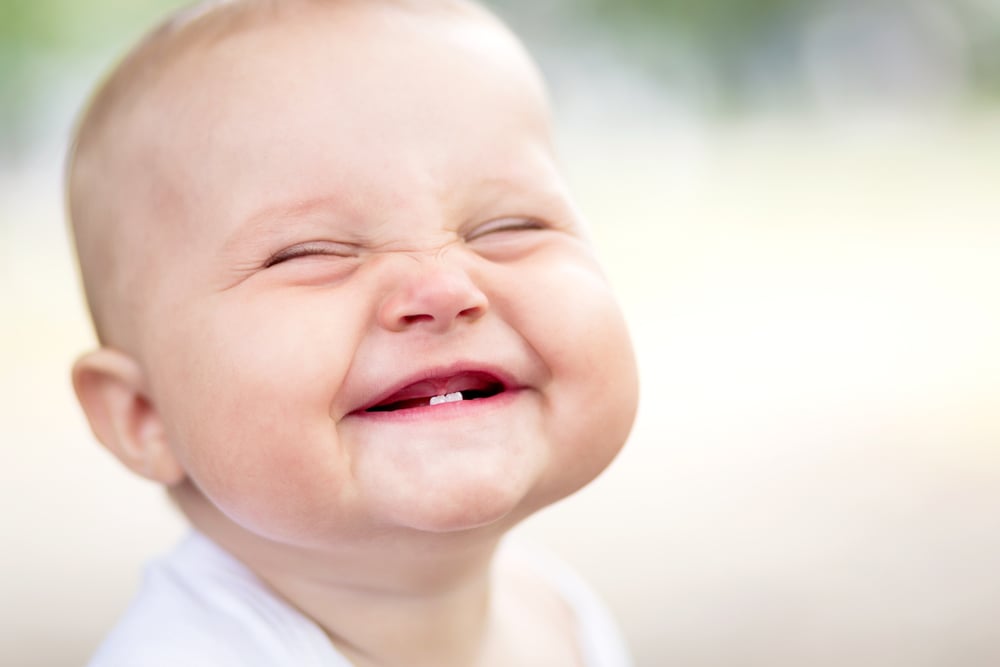 Baby Scarlet begins laughing uncontrollably