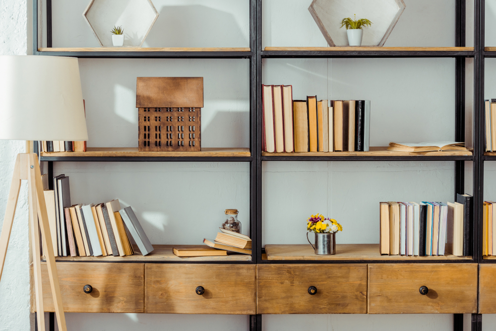 Designing your bookshelf with these quick tips