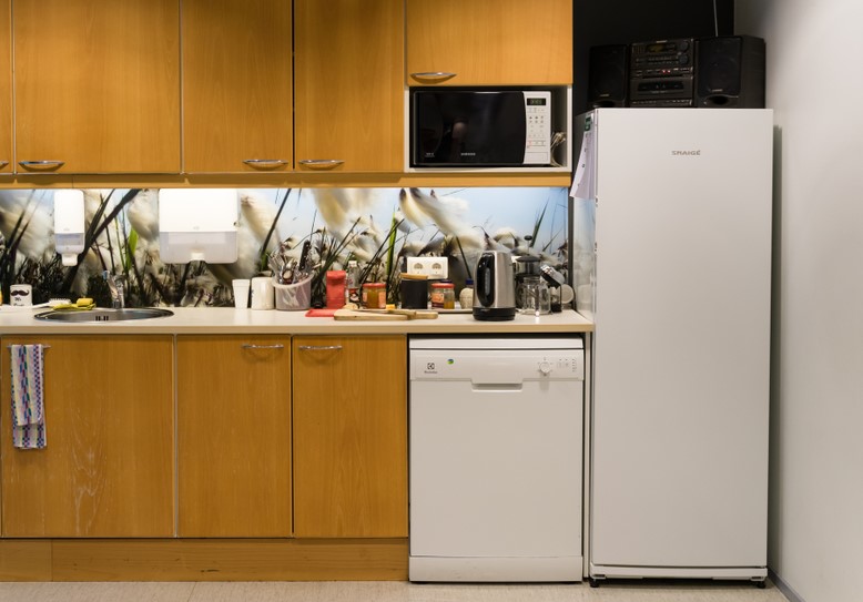 6 Tips to adjust an ugly dishwasher in the kitchen