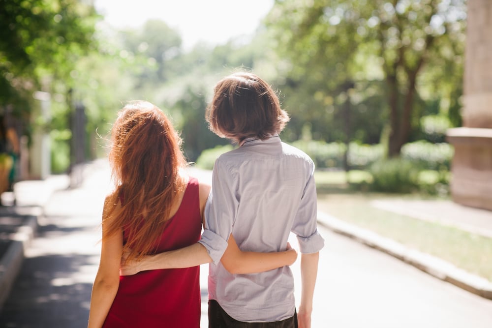 Steps for parents to survive the teenage dating lives of their teenagers